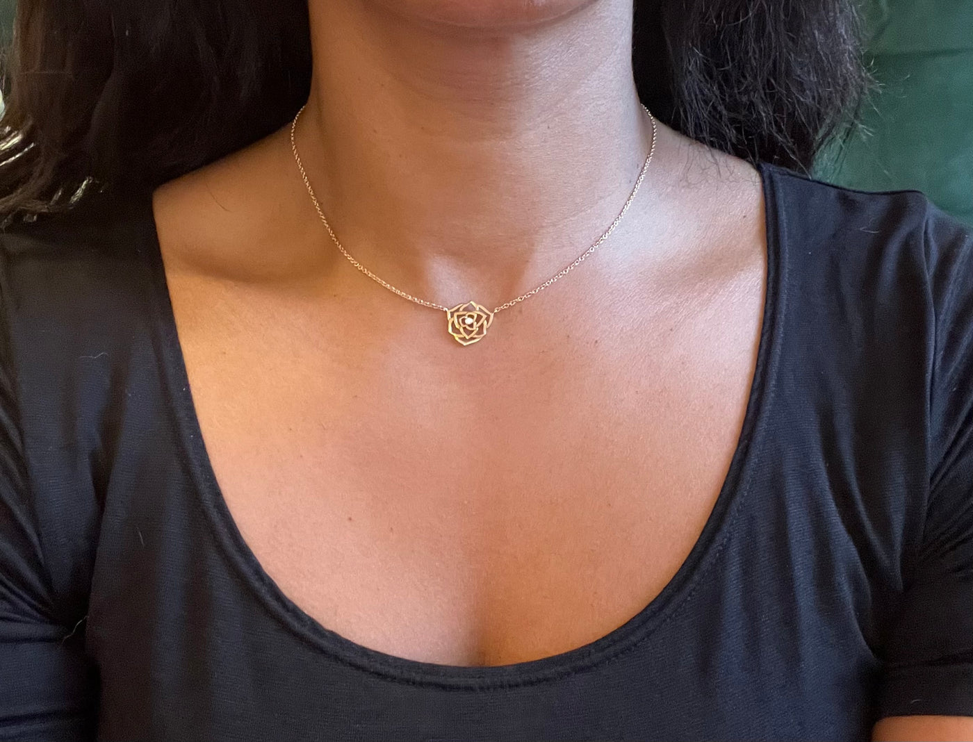 Piaget Rose Diamond Necklace 18k