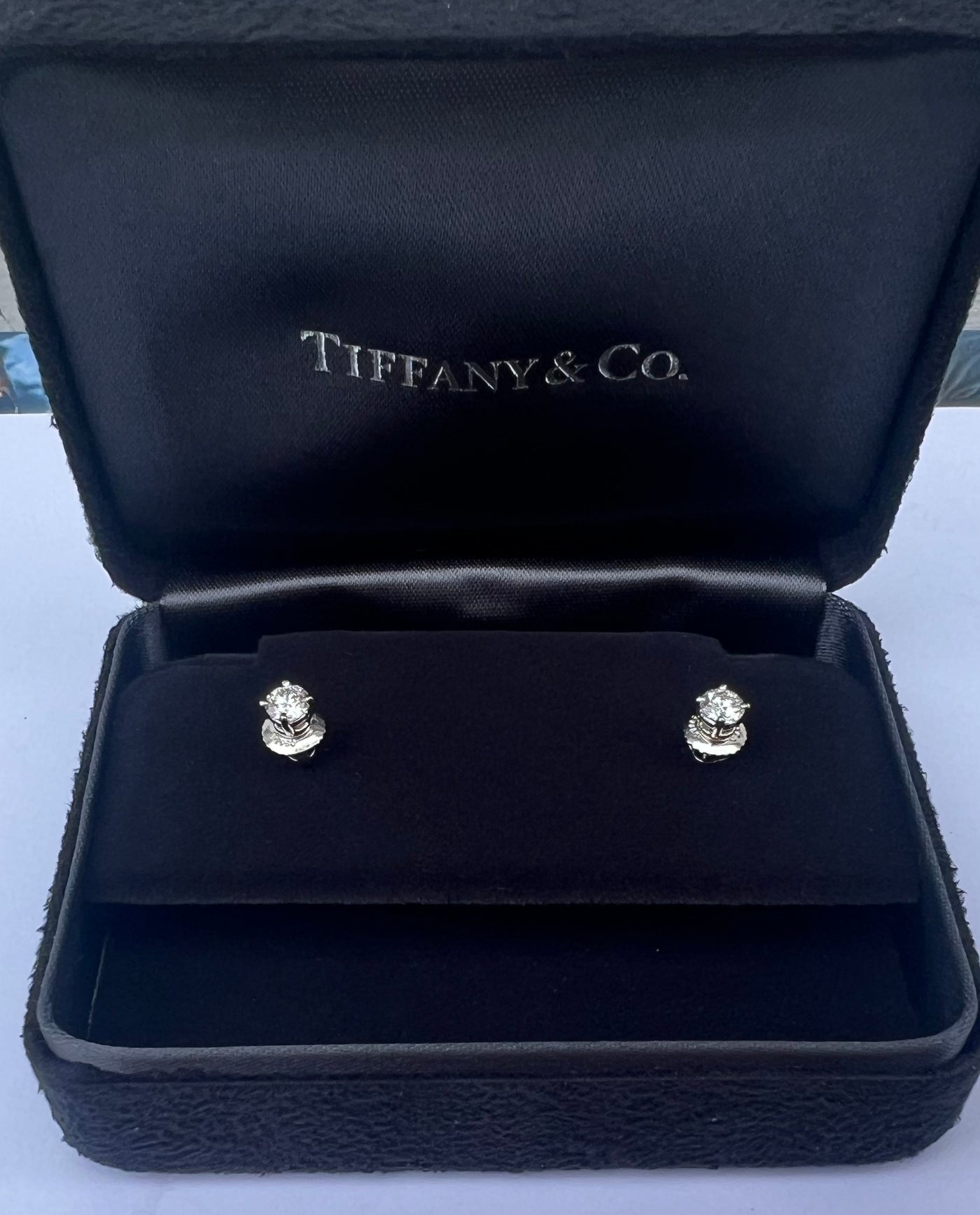 Tiffany & Co Platinum Diamond Earrings 0.40 carat