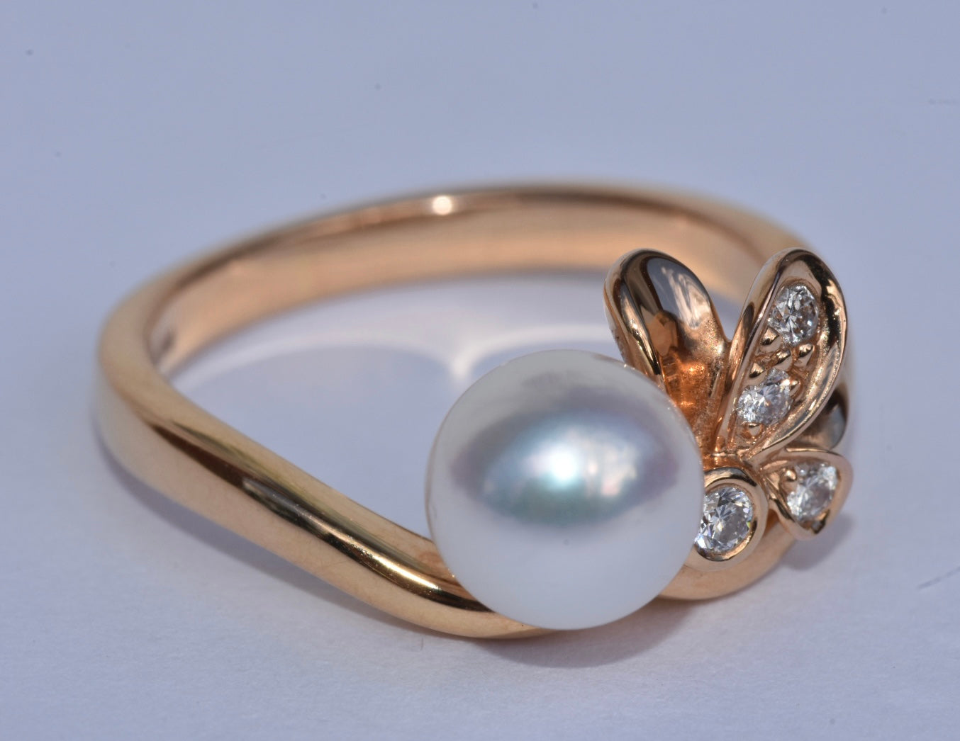 Mikimoto Dandelion Pearl & Diamond Ring 18k