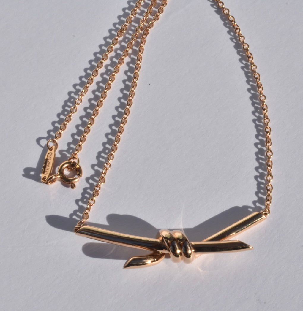 Tiffany & Co Knot Necklace 18k
