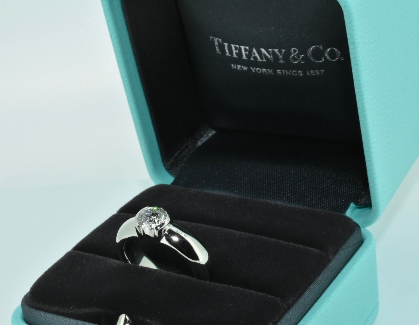 Tiffany & Co Platinum Engagement Ring 0.70ct