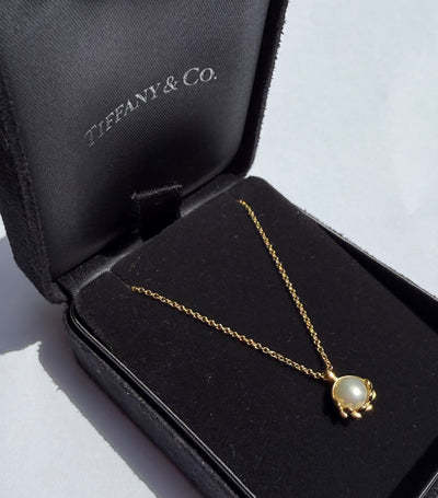 Tiffany & Co Paloma Picasso Pearl Necklace 18k