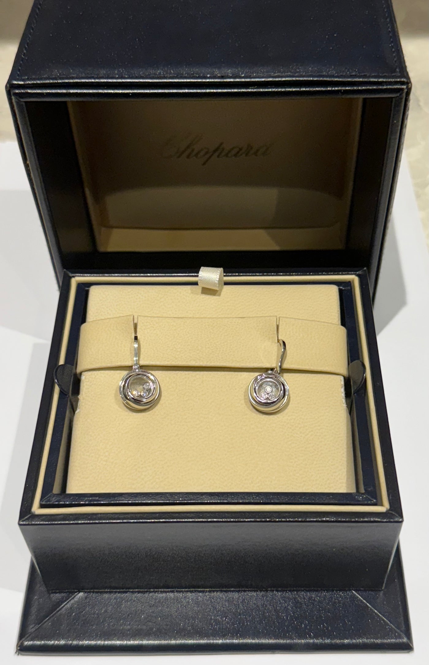 Chopard Happy Diamond Earrings 18k