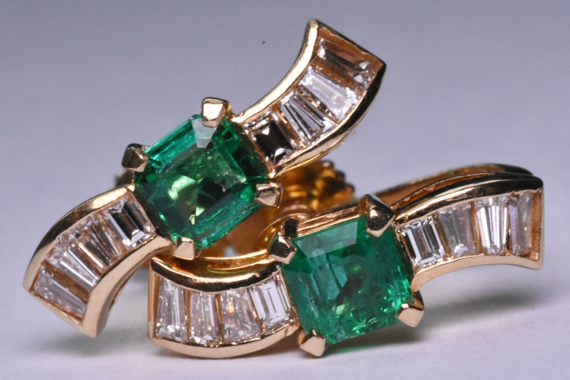 Emerald & Diamond Earrings 18k